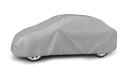Чехол-тент для автомобиля Basic Garage. Размер: M Sedan на Toyota Yaris 2006-2010